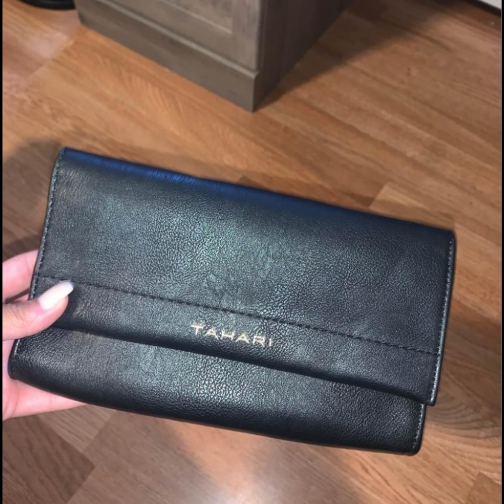 Wristlet